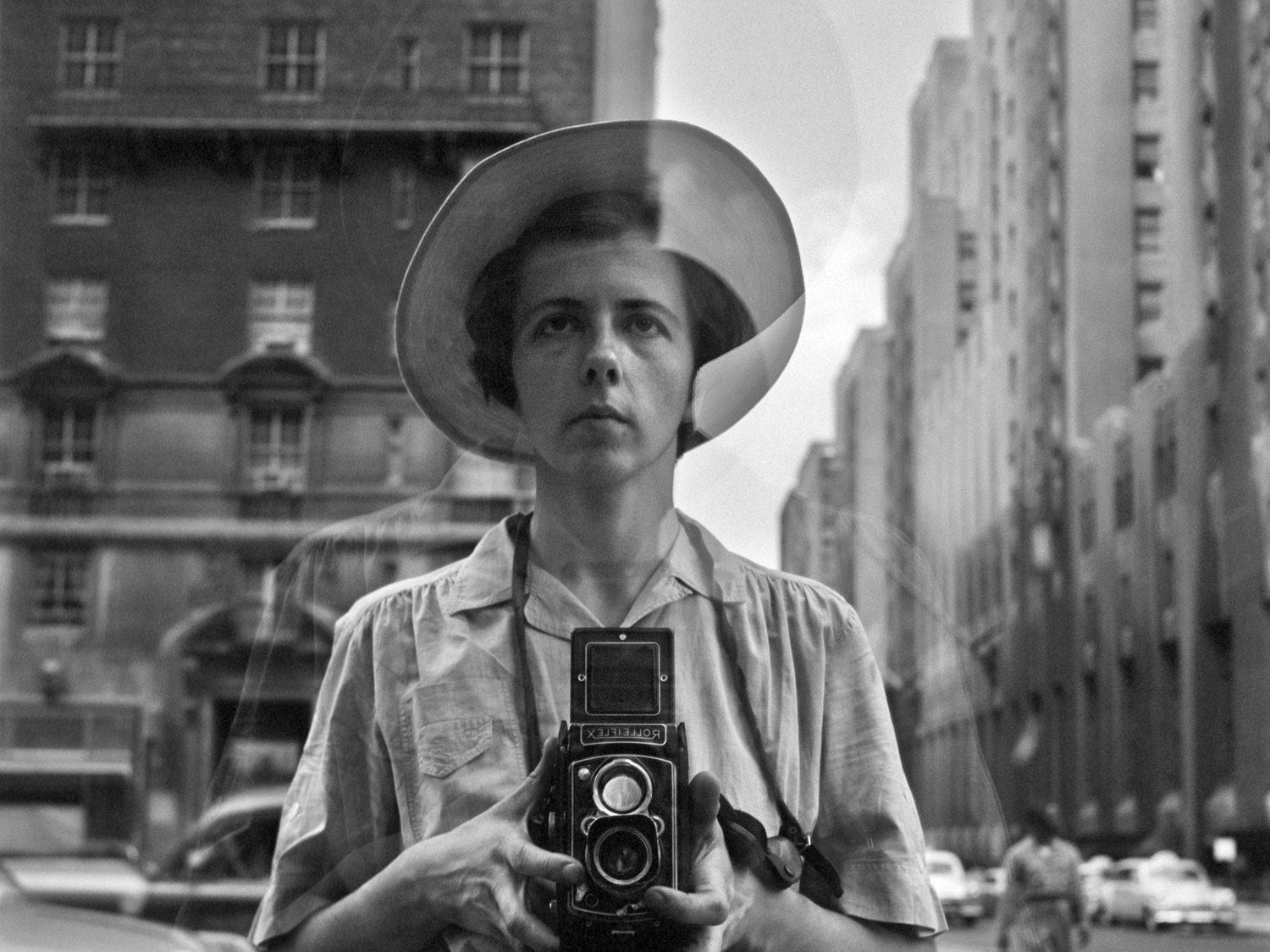 ENTRE A SOMBRA E A REVELAÇÃO: A VIDA SECRETA DE VIVIAN MAIER